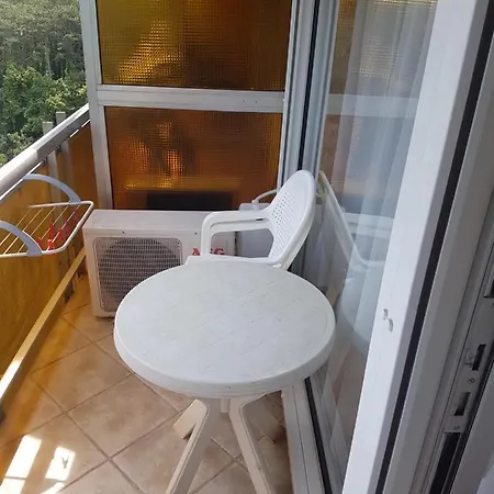 Neptun Apartman *